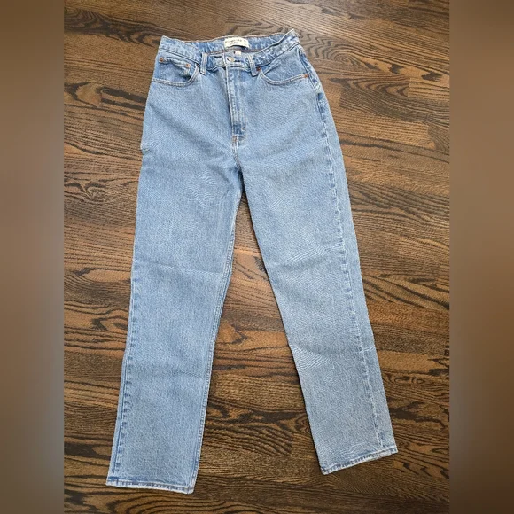 Abercrombie & Fitch 90's Straight Ultra High Rise CURVE LOVE 28/6 - Picture 1 of 5